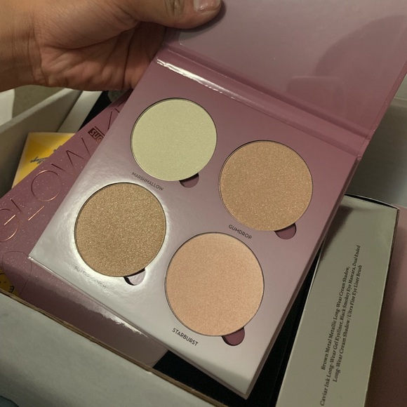 Authentic ABH Highlighting palette - Picture 1 of 1